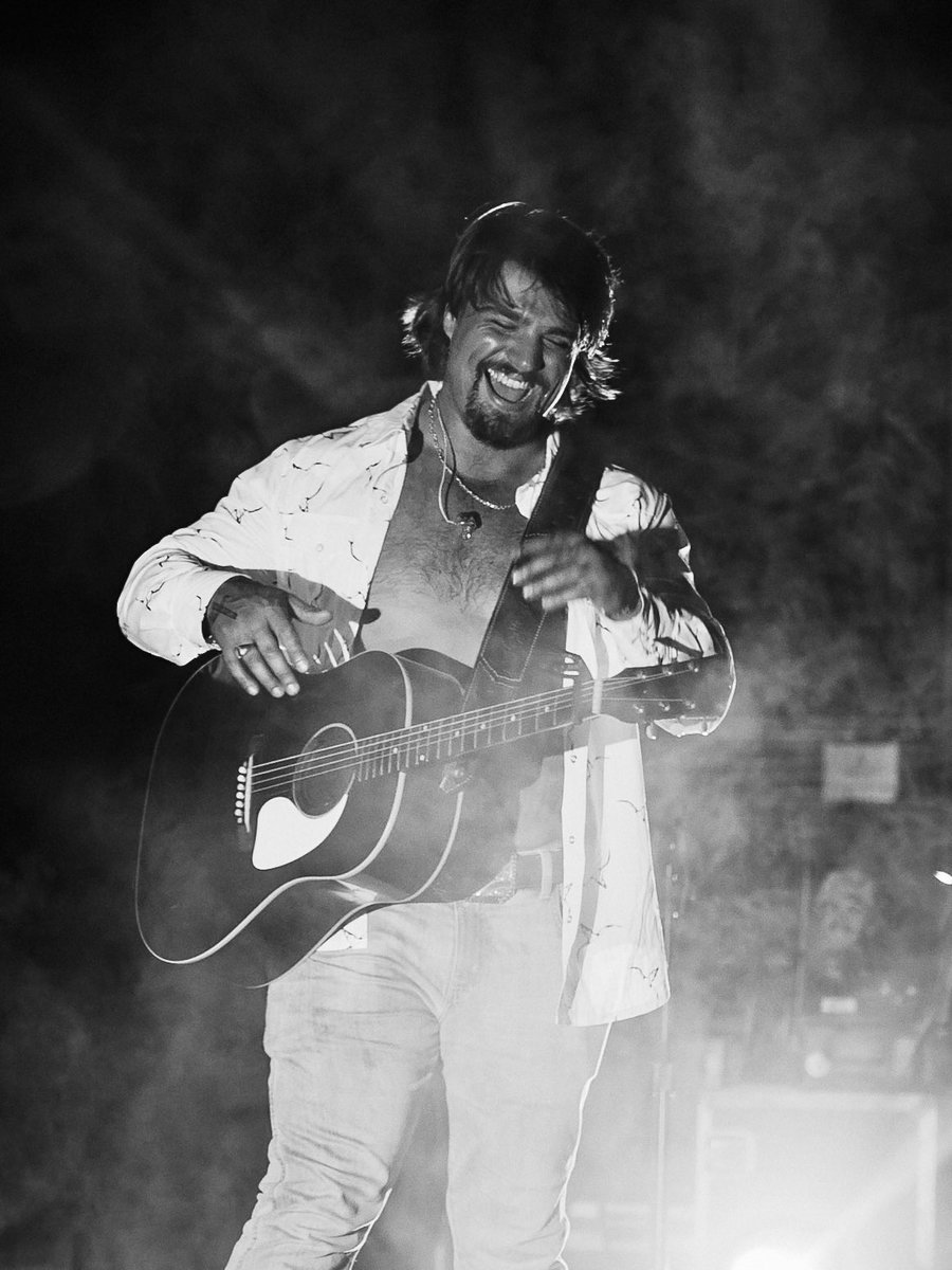 GavinAdcock's tweet photo. IT’S ALBUM RELEASE WEEK!!!

I’ve been blessed to be on this ride with y’all for the past 5 years. These are some of the best songs that I’ve ever put together and I can’t wait for y’all to hear the whole thing on Friday. https://t.co/7XZuB2XZYP