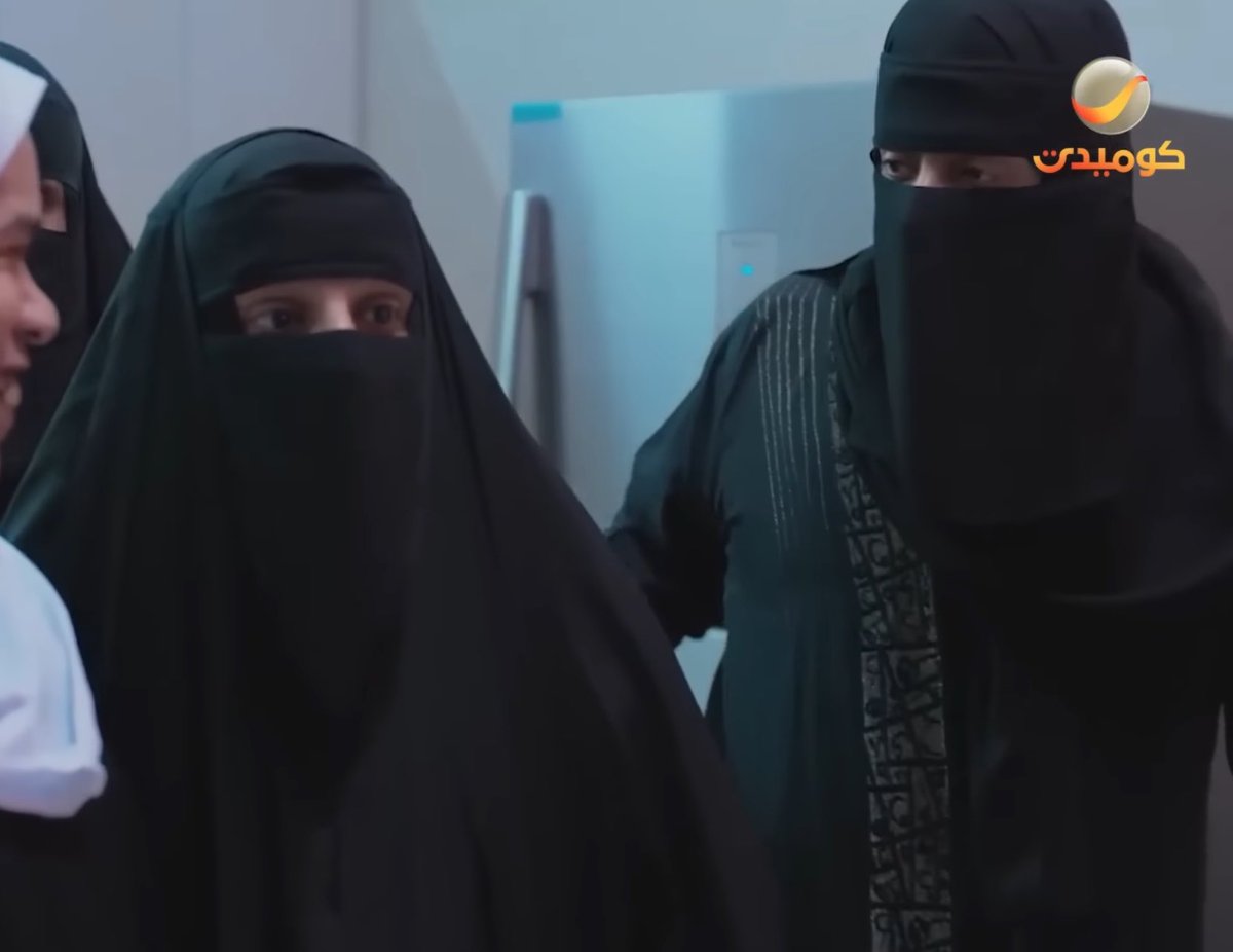 _v10l's tweet photo. النقاب يخفي الهويه وهاذا الدليل 
#٢٠٣٠_بلا_نقاب #No_más_niqab #بلا https://t.co/IJXMNNSJ6O