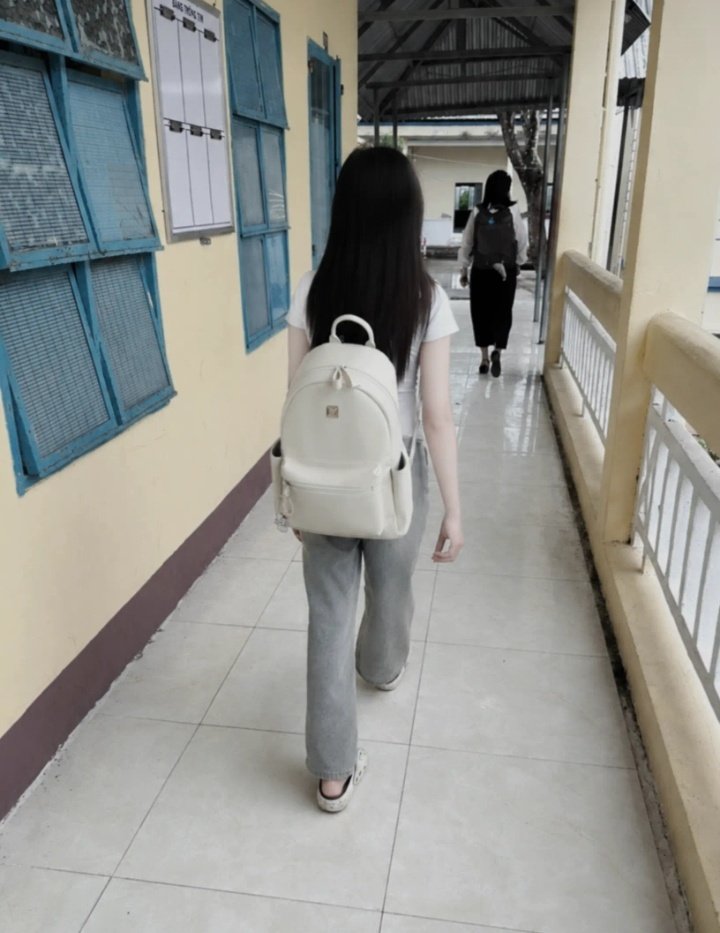 benctehihi's tweet photo. thấy em chụp đẹp hogg 2 @nhiqq_01 https://t.co/7VAlEYlleu