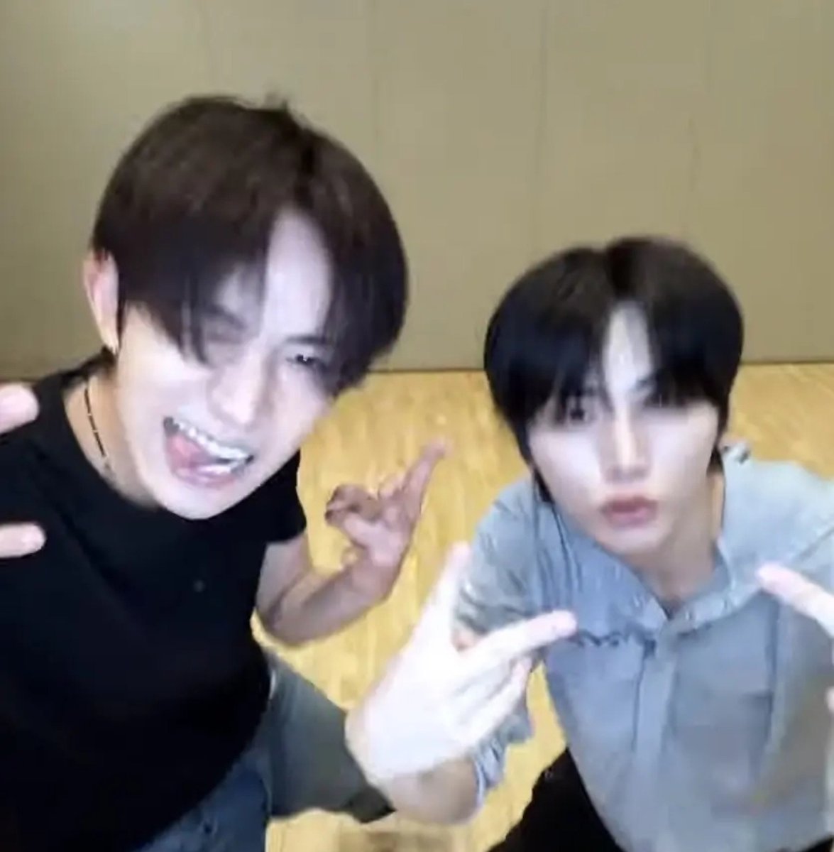 mochievvn's tweet photo. This heeseung 🤤 https://t.co/Jogw8O1PFx