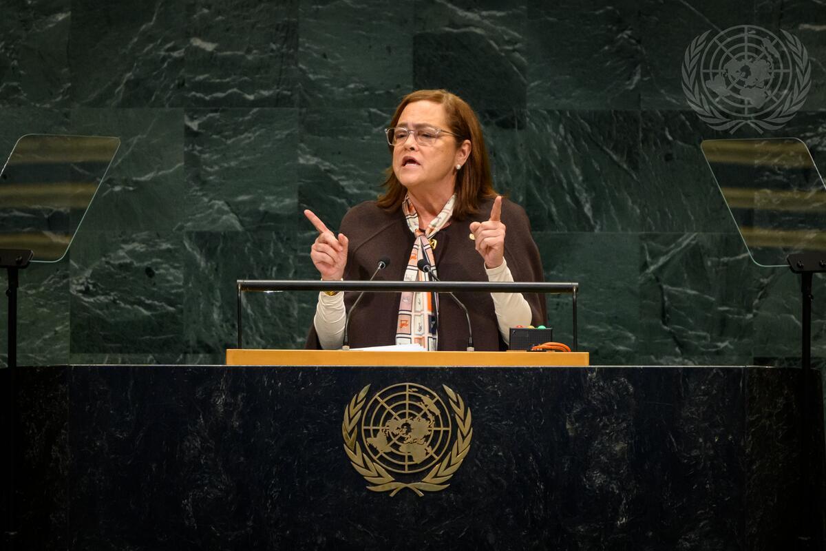 Journal_UN_ONU's tweet photo. H.E. Alexandra Hill Tinoco, Minister for Foreign Affairs of El Salvador @UN #GeneralDebate
🔗Access the recording and transcript of the statement here: https://t.co/WxaHoogdQo
#UNJournal #UNGA81
© UN Photo/Loey Felipe https://t.co/weM2JlEPoM