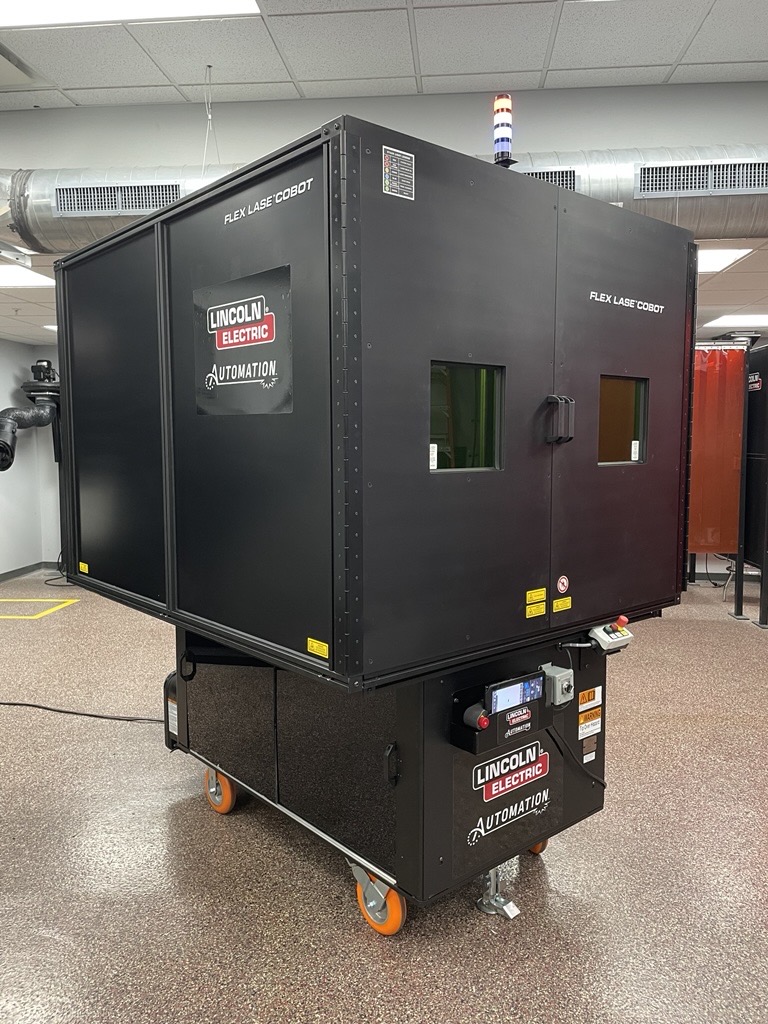 LE_Automation's tweet photo. BTS at the Flex Lase™ cobot photo shoot last week!
The power source seamlessly communicates with a cobot to repeat high-precision welds up to 4x the speed of TIG. All of this takes place in a Class 1 laser-safe enclosure mounted on top of the cobot cart!
https://t.co/ZMRlPd9zQX https://t.co/njSaE3uTig