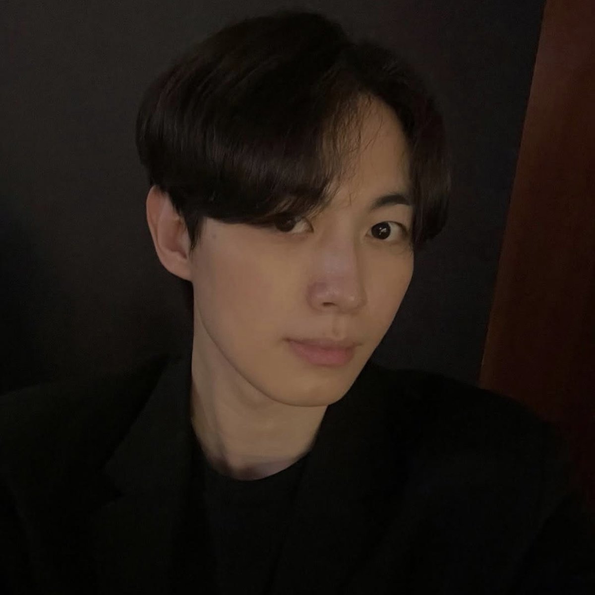 vixxbase's tweet photo. Happy 33rd birthday to HONGBIN! https://t.co/p7IO8rDqDI