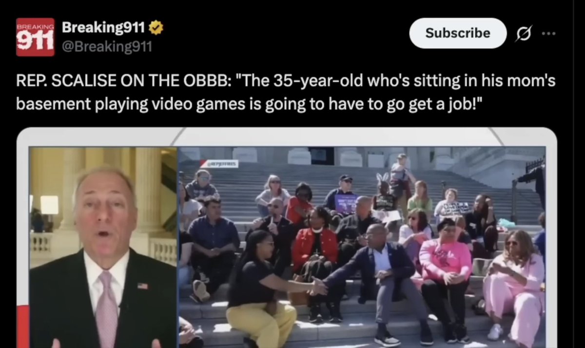 shoe0nhead's tweet photo. @SarahHuckabee so what think tank decided for all you guys to overnight change the black welfare queen talking point to young male gamers lmfao https://t.co/9eJS8i34Ka