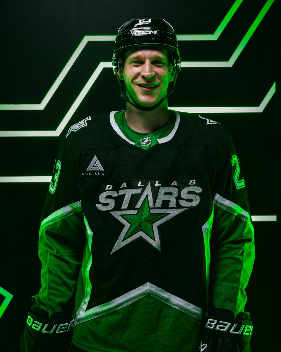 DallasStars's tweet photo. The boys are back 🔥 https://t.co/LDf15pESIU