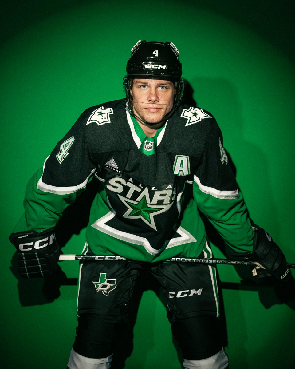 DallasStars's tweet photo. The boys are back 🔥 https://t.co/LDf15pESIU