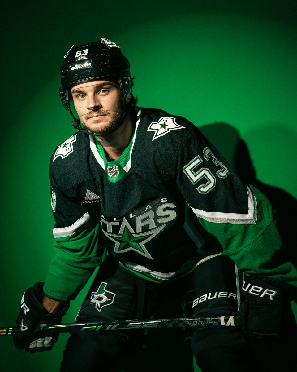 DallasStars's tweet photo. The boys are back 🔥 https://t.co/LDf15pESIU