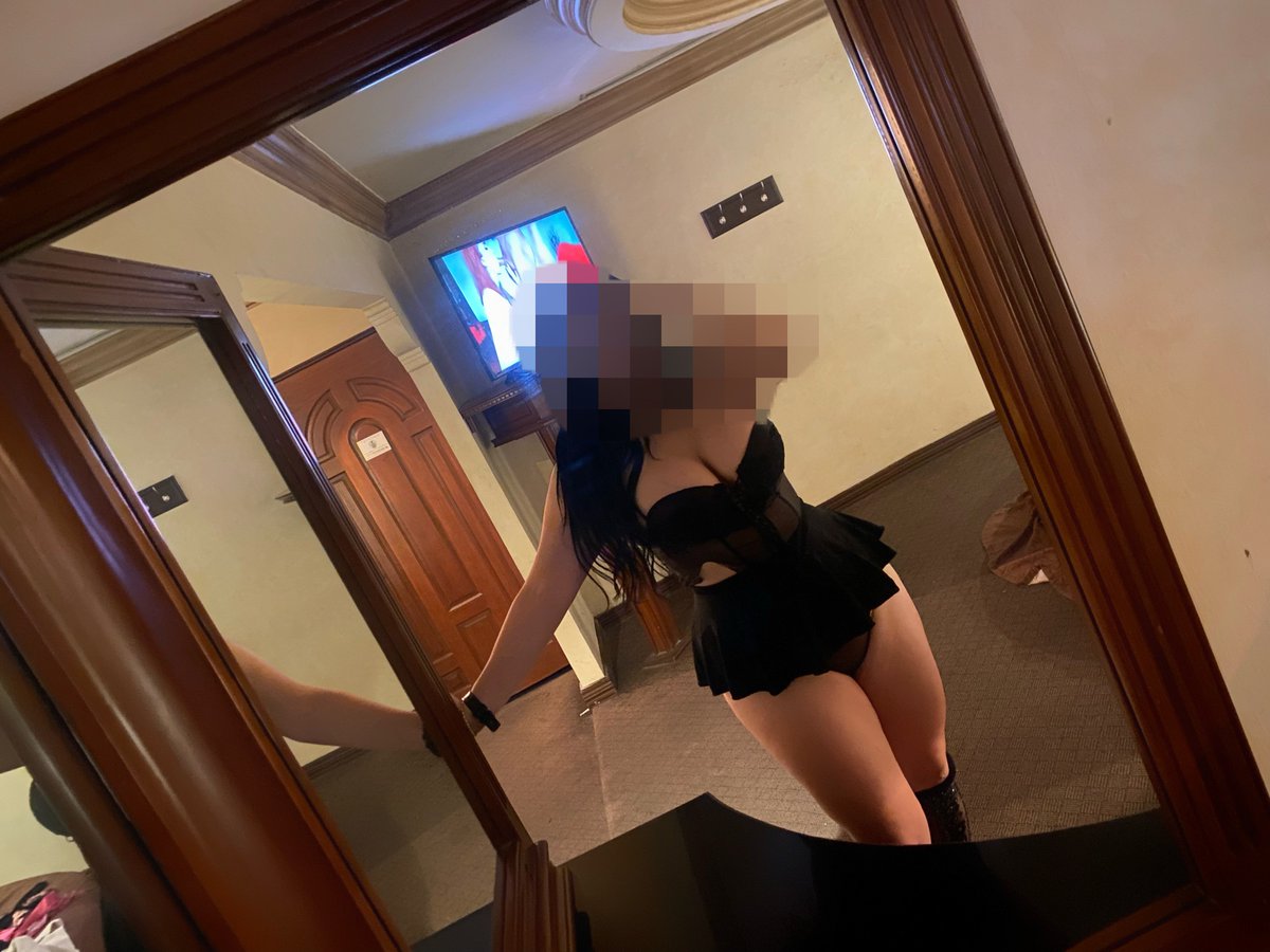 blanquitazafi's tweet photo. Bebes esta semana estaré disponible 
Martes miércoles jueves y viernes amores 😘agenda  tu cita centro mty departamento cómodo y discreto https://t.co/fbOtvJhQ0q
