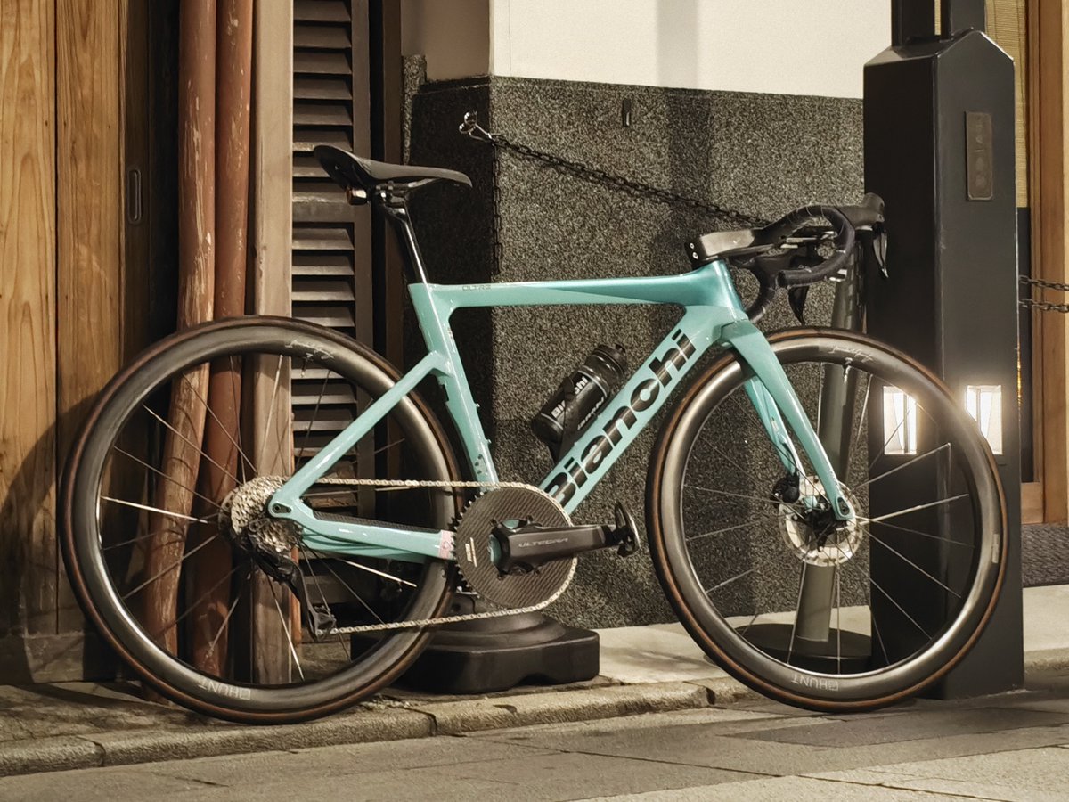 m5tue_09's tweet photo. 固定

変な愛車
Bianchi OLTRE RACE MY25
HUNT Aerodynamicist 44 CS
SHIMANO R7170+R8170 Di2

地域社会を脅かします
シングル界隈です
埼玉南部に生息してます
弱いです https://t.co/hNgeblE7EU