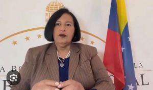 homeroboscan's tweet photo. Ante el panorama sombrío que se le presenta al Partido Republicano para las elecciones de medio período del 3 de noviembre, Washington habría cambiado la hoja de ruta para Venezuela...Ahora va de lleno hacía la transición política que incluiría nombramientos de nuevo TSJ y CNE antes de noviembre; Desmantelamiento del aparato represor de Diosdado Cabello; Anuncio del retorno de María Corina Machado; Convocatoria a elecciones: libertad del resto de los presos políticos y fin del interinato de Delcy Rodríguez...Dinorah Figuera asumiría la presidencia hasta la realización de elecciones...Amanecerá y veremos.