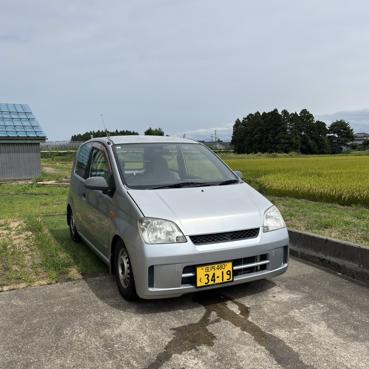 BadRizu's tweet photo. 【再掲】
ミラバンL250V売ります
13万円
山形県から
EF-SE 75,000km
車高調,326バネ!

#売ります
#車売ります
#ミラバン
#みら https://t.co/iYmv8f3ZYT