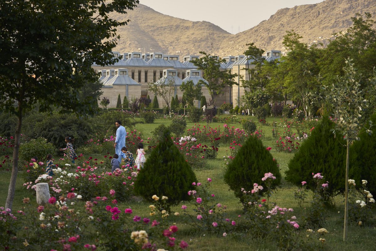 Bagh_eBabur's tweet photo. The garden of Turkic emperor Babur, built in the 16th century, Kabul, Afghanistan.

Under the Taliban regime, this park has been closed for women and non-Taliban. https://t.co/oqPYgWl5e1