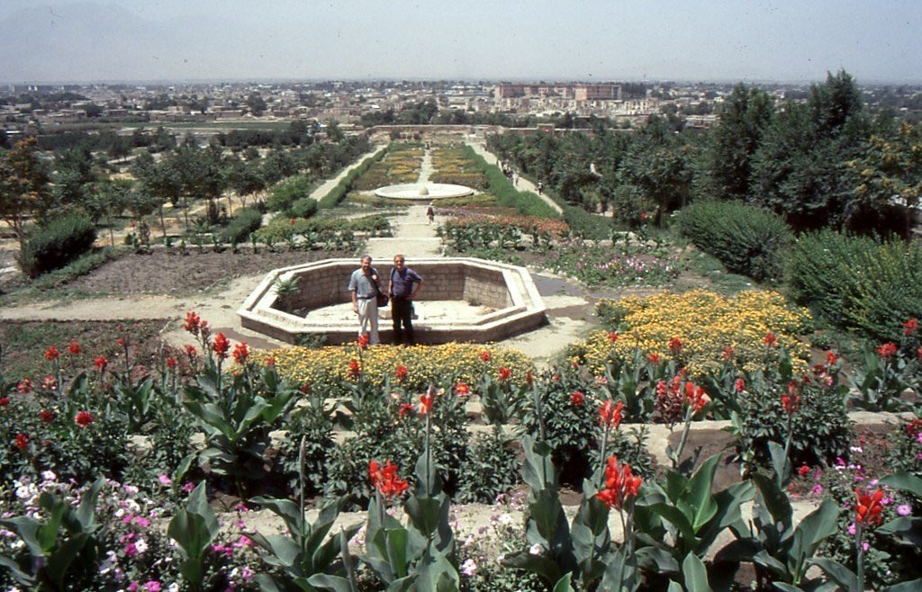 Bagh_eBabur's tweet photo. The garden of Turkic emperor Babur, built in the 16th century, Kabul, Afghanistan.

Under the Taliban regime, this park has been closed for women and non-Taliban. https://t.co/oqPYgWl5e1
