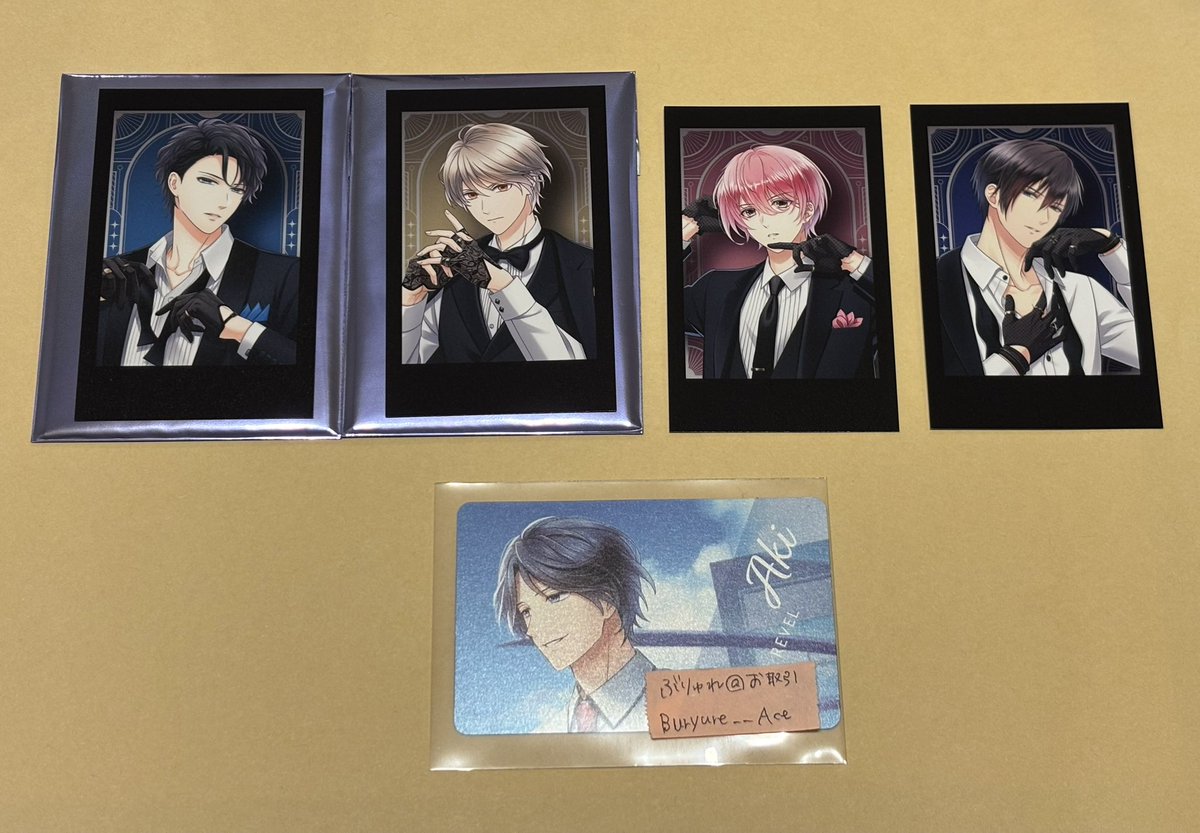 Buryure__Ace's tweet photo. 【交換・譲渡】スタンドマイヒーローズ スタマイ 色紙 クリアカード 缶バッジ 特典

譲:画像のもの(1〜4)
朝霧、桐嶋、服部、菅野、瀬尾、日向、青山、桧山、可愛、早乙女、宮瀬、荒木田、九条

求:同異種 神楽＞槙＞＞定価 https://t.co/HHKZlpVh5j