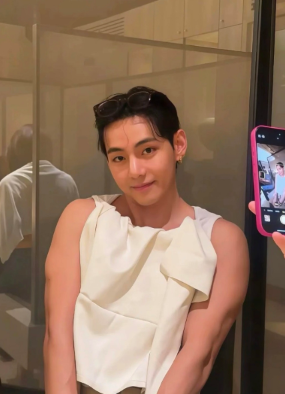 4xilvz_'s tweet photo. @JayJay_2521 @kookprintts @ZackZ41109 i will show u whos the real twink ew https://t.co/vkcaSc1tjn