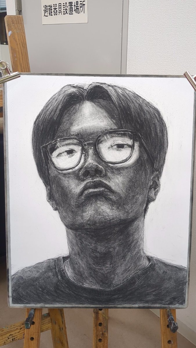kurodat0815's tweet photo. 学校予備校学校予備校 https://t.co/YeFTiVtFHW
