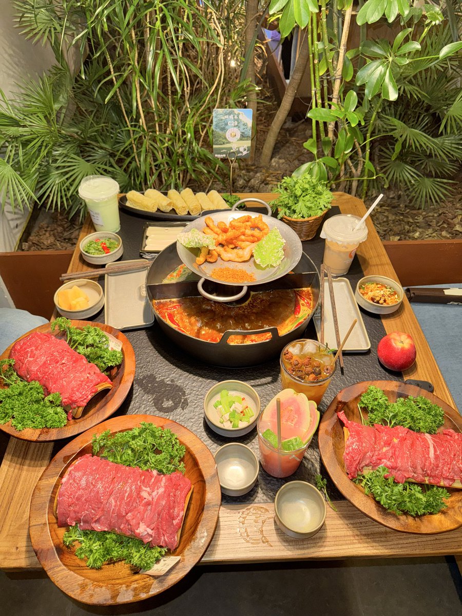 Felix_Shuai's tweet photo. 乌鲁木齐的餐饮行业越来越卷，好吃的餐厅一家接一家的开，这家牛肉火锅🍲味道挺不错的。 https://t.co/zE92XXI908