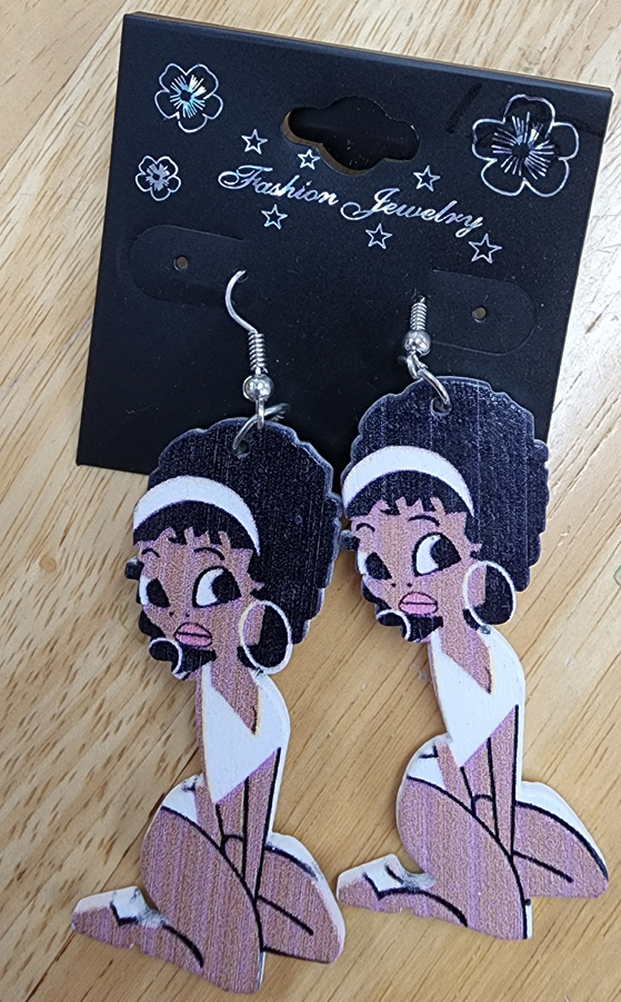 Elizavella1's tweet photo. big cute black african woman pinup girl printed plastic earrings #blackpinupgirl #pinupearrings #africanwomanearrings https://t.co/V7HhQ3RXvz https://t.co/ImhRcUI3u2