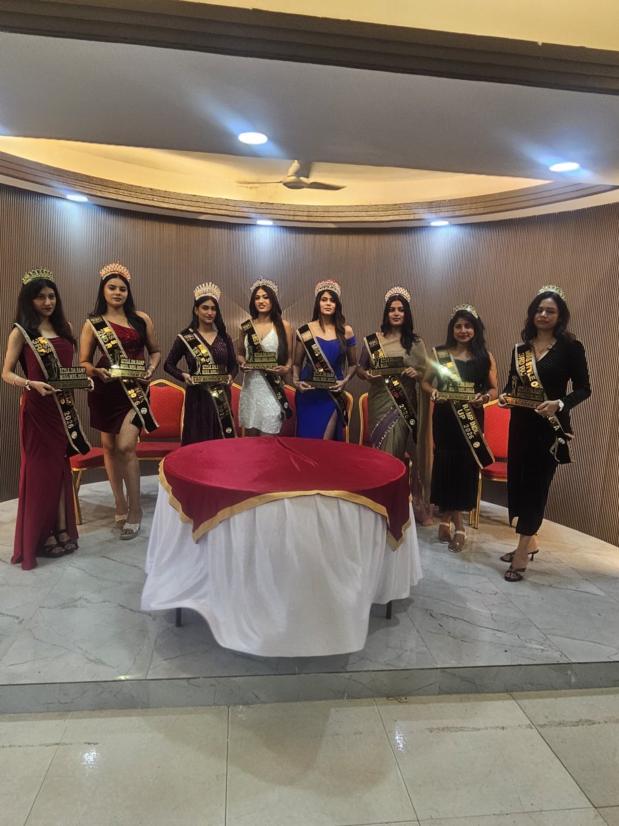 imKpProductions's tweet photo. The first season of the National level beauty pageant Style on ramp Miss &amp; Mrs India organised by GSS films production at Hotel Prime Safari showcased fashion, glamour and talent. 
.
.
.
#styleonramp #beautypageant #modelling #jaipur #kpproductions https://t.co/ZtGHJYVq3v
