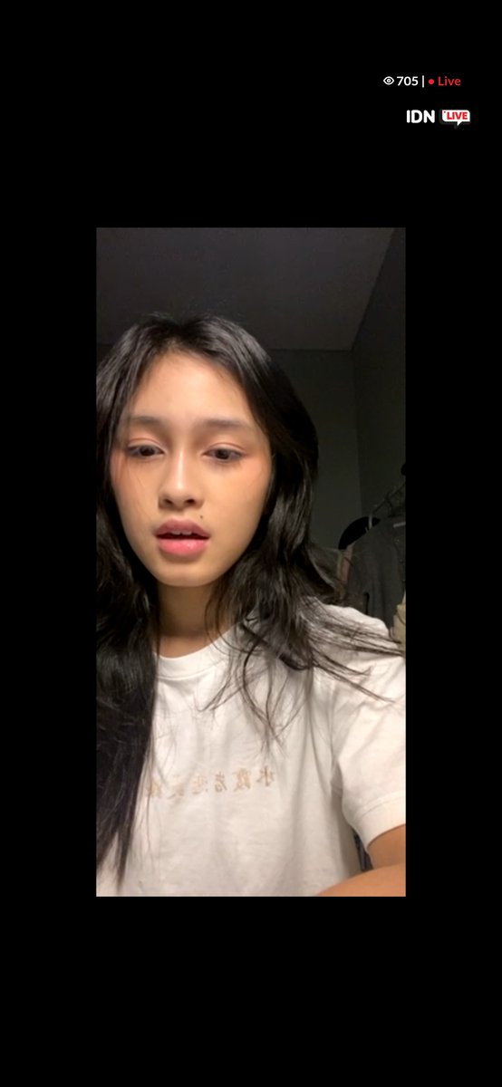 krab_dzulfikar's tweet photo. @terpesonaofc Terima kasih banyak Sona buat live part 2 nya di IDN hari ini, asli kaget kamu lanjut live lagi & kalau ini baru aku bisa nonton sampai selesai ๐, selamat beristirahat sama jangan lupa selalu jaga kesehatan ya Sona #SonAir #SonAlive ๐ชท โค๐ค๐๐๐ฅฐ๐ค https://t.co/myQdwDyaKe