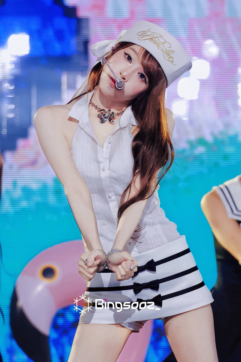 bingsooz_'s tweet photo. 🌏 HAPPY YENA DAY💛

@Sesanga_ssauza
#Happy_Yena_Day
--
#364일_기다린_예나탄신일 
#최예나 #예나 #YENA #イェナ #崔叡娜 https://t.co/C6qD0JCqvz
