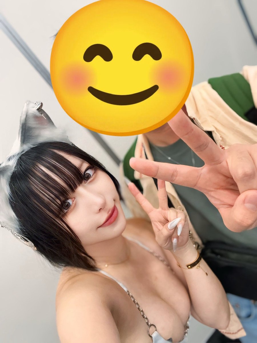 sayumi_ami's tweet photo. 2026年9月26日
コスホリック45

レイヤー名　黒跪カレン様@kuroki_karen 

ツーショットありがとうございました。いいお尻でした。

※掲載許可確認済み

#コスホリ #CH45 https://t.co/NRb9cbFRl1