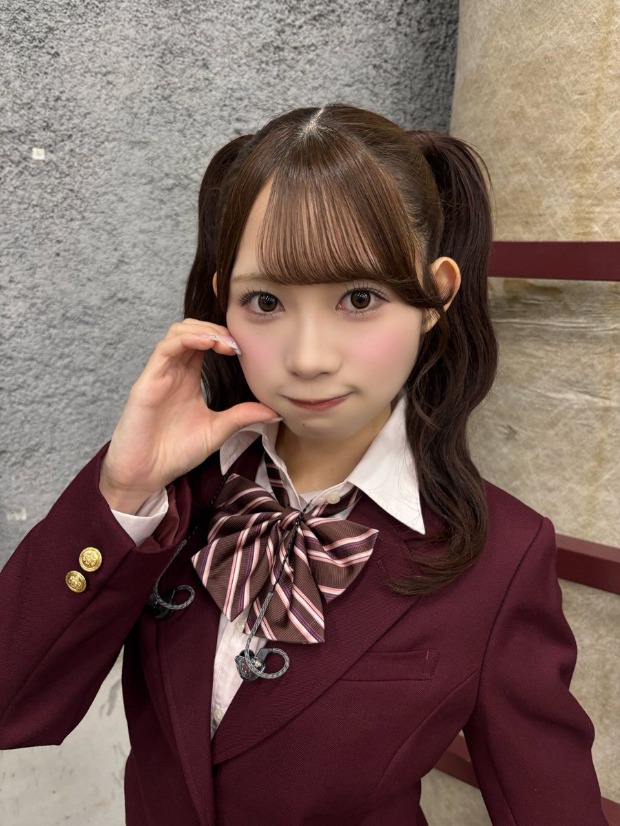 yuki_ota0327's tweet photo. #MTに捧ぐ公演アルバム 写真会の受付が
日付変わって本日１３：００までです❕

🚨本当にこの受付が最後です🚨

【イチオシ】
１１／２１ （1部1s）劇場公演衣装
１１／２２（6部私物サイン）私服
📍幕張メッセ
⬆️残り少なくなってきてるみたいです🥹

１２／１９（5部1s）劇場公演衣装
📍インテックス大阪

衣装でも私服でも皆さんのスマホでお写真をとれる機会、AKB48は写真会だけだと思うので迷ってる方はぜひお待ちしています🥺
#AKBサンコンコン の感想も聞かせてね🫶🏻
握手とお話絶対できるのでおまちしてます❕
https://t.co/JXCgNCzaKt