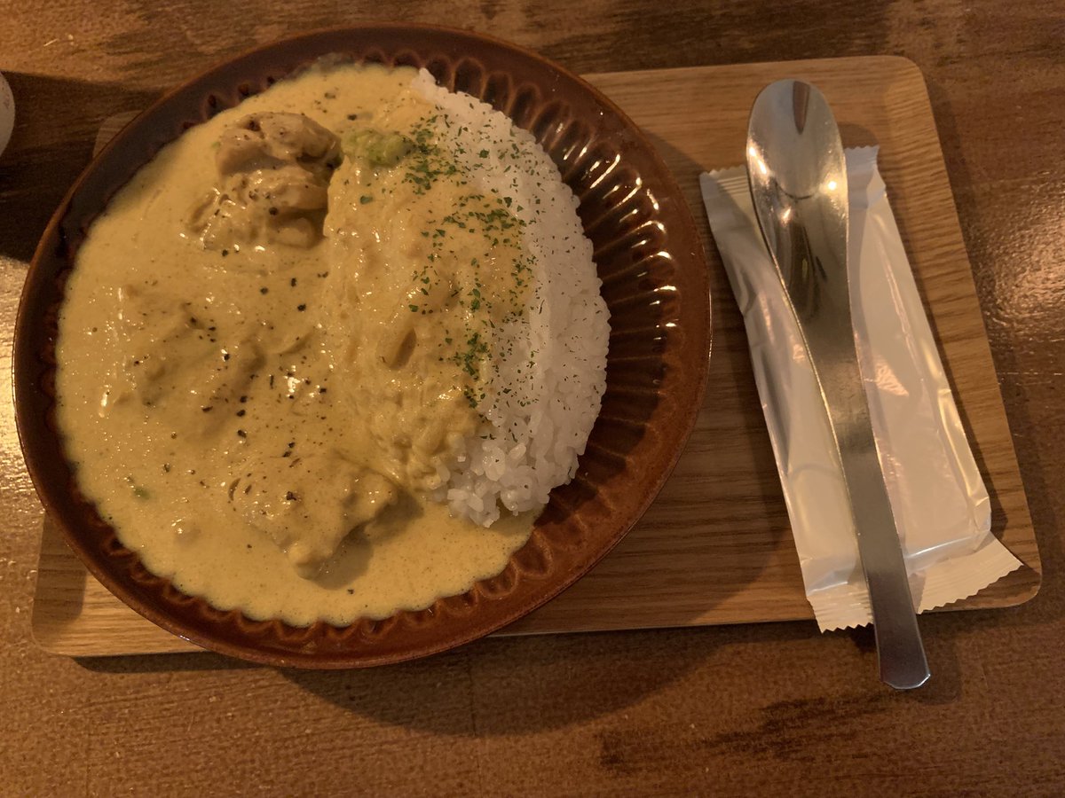 kaicyandayo's tweet photo. 心斎橋SlowBird

カレーうんまい！！！！！ https://t.co/AFjlOo8Rm2