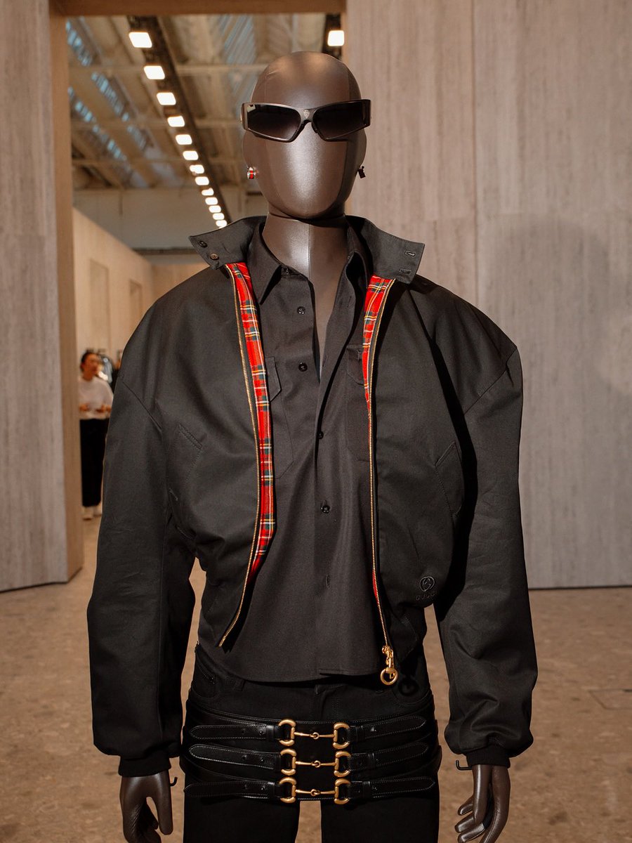 shotupin4k's tweet photo. Gucci SS27 by Demna https://t.co/ekXjBQQEZU
