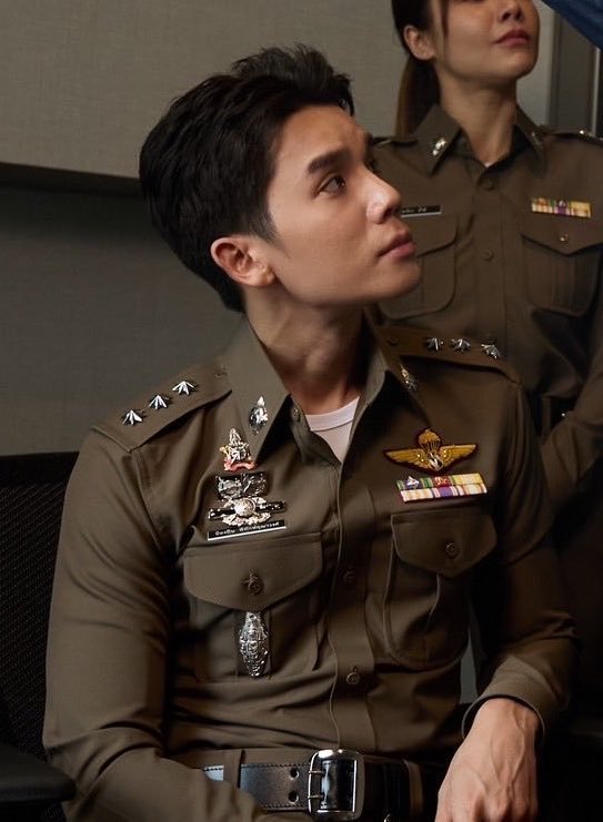chickychic_'s tweet photo. ร้อยตำรวจเอกป้องปืนโคตรจะเริ่ด ดีกรีไม่ธรรมดา

เข้าใจแล้วว่าทำไมน้องเปปเปอร์รักตำรวจ 👮🏻‍♂️

------
ปล. ตัวโตๆ หากผิดพลาดประการใดขออภัยด้วย เข็มบางอันมันมองไม่ชัดเลยฮะ 🥹

🥑
#jimmyyjp 
#IWillAlwaysSaveYou https://t.co/YLPO6jAfON