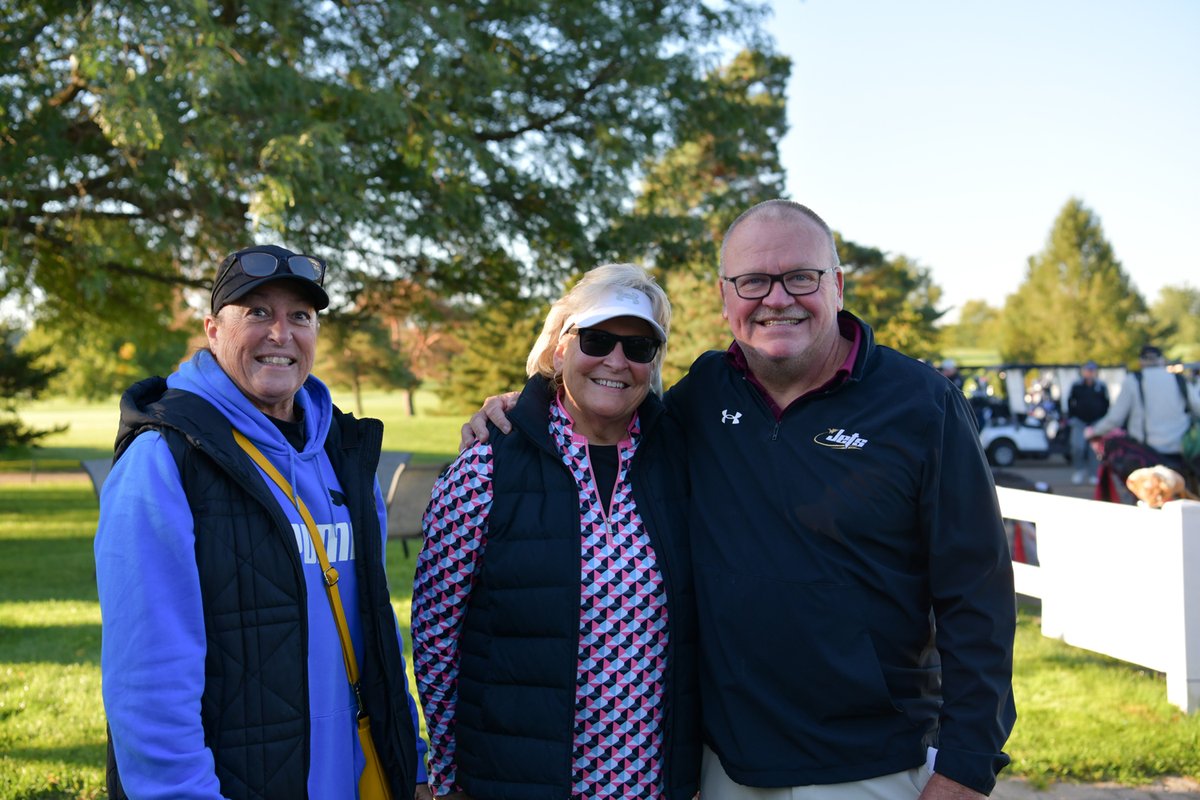 JacksonCollege's tweet photo. [PHOTOS] A perfect day on the course! Thanks to the 30 foursomes who joined us Saturday for the 14th Annual All Athletic Golf Outing. Thanks to our sponsors, student athletes, coaches, and JC teams, especially Courtney Ivan, who helps it all run smoothly. #jacksoncollege #jcjets https://t.co/apAh48GIp3