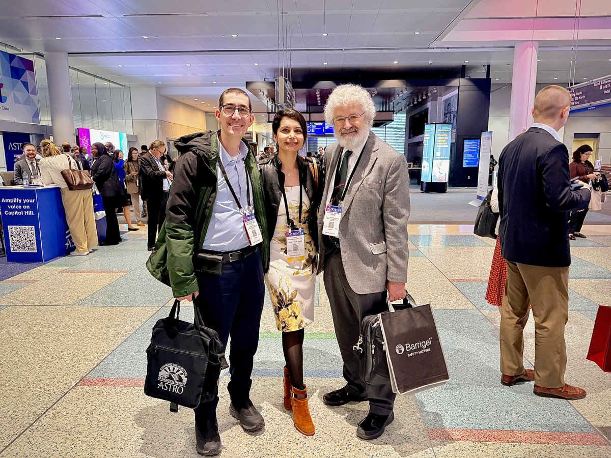 P_Shams_'s tweet photo. Part #3 

Great to see #RadOnc #hncsm #rolemodel @DavidSherMD who generously took the time to review a case with me during my 1st few months as a new attending☺️

Great #mentors don’t just share knowledge, they make themselves available when it matters.

 #ASTRO26 @ASTRO_org https://t.co/1XKM098Sp0