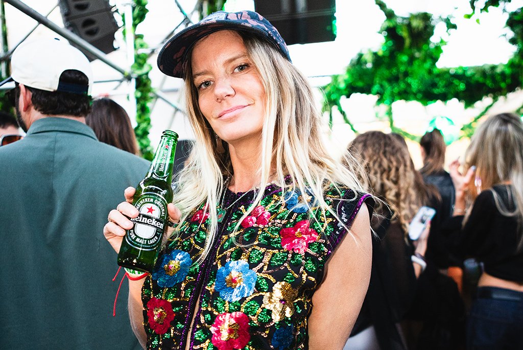 socialgramcl's tweet photo. Revisa las mejores fotos @HeinekenCL presentó la nueva temporada de @PiknicSCL aquí https://t.co/ypHBCK7KXh

#HeinekenCL #Heineken #Publicidad https://t.co/9hZyYcslZ1