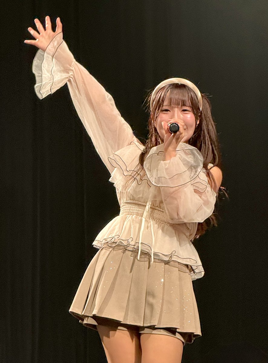 berLSHt's tweet photo. 9月28日　Zepp Shinjuku

二日連続Zepp、凄い
平日なのに人も多く、
完全に人気アイドルでした

いつもの衣装もすごく好みではあるけどね、
今日、その衣装で歌って踊ってるの見て、
可愛すぎて選べなくなりました

最後に、動画も本当にありがとう
おかげで今日は寝れそうです

#くるみにこいごころ https://t.co/CSXQrcUbcT