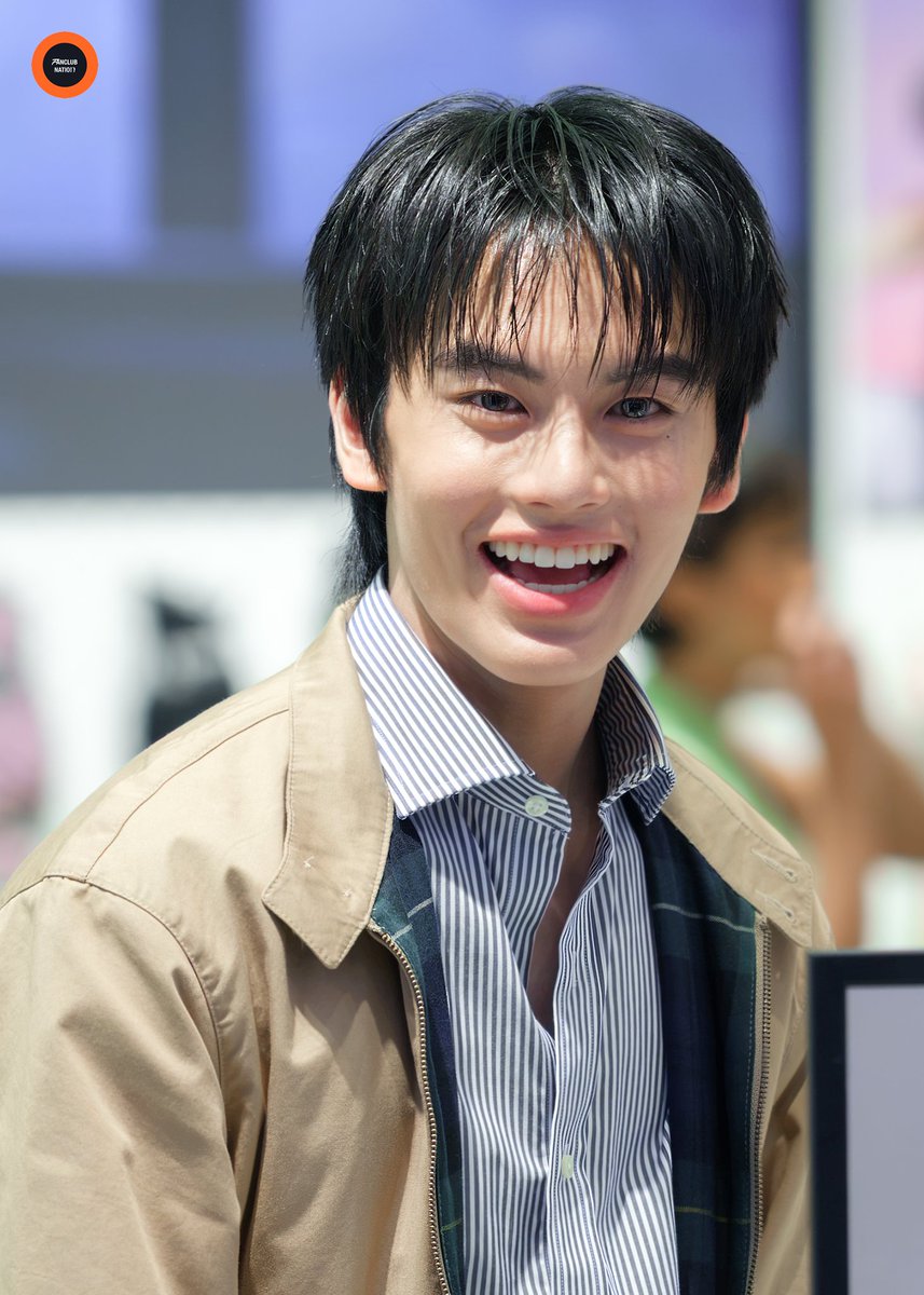 fanclubnation's tweet photo. เจ้าจิ๋ว 💚💛
#CrocsthX9214KIDS #CrocsCentralwOrld
#9214KIDS #TJprinwat https://t.co/KzTyZlMYn1