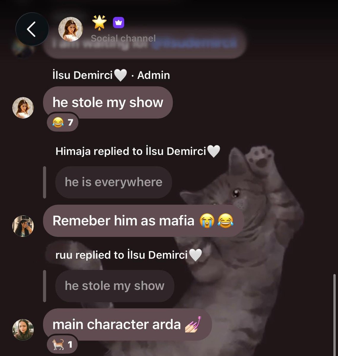avii_23_'s tweet photo. Stole my show 😭😭😭
#IlsuDemirçi #arafta https://t.co/rMqdukbasP