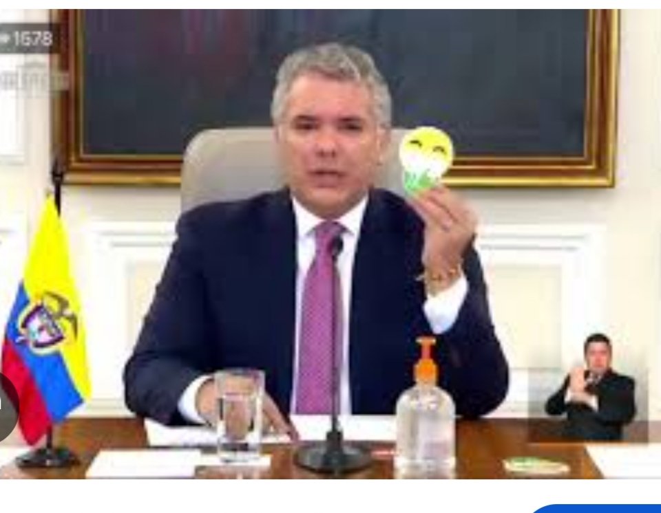 Jojare2's tweet photo. Abelardo de la Espriella está haciendo ver a Iván Duque, como todo un estadista. https://t.co/iCOVy2b8bo