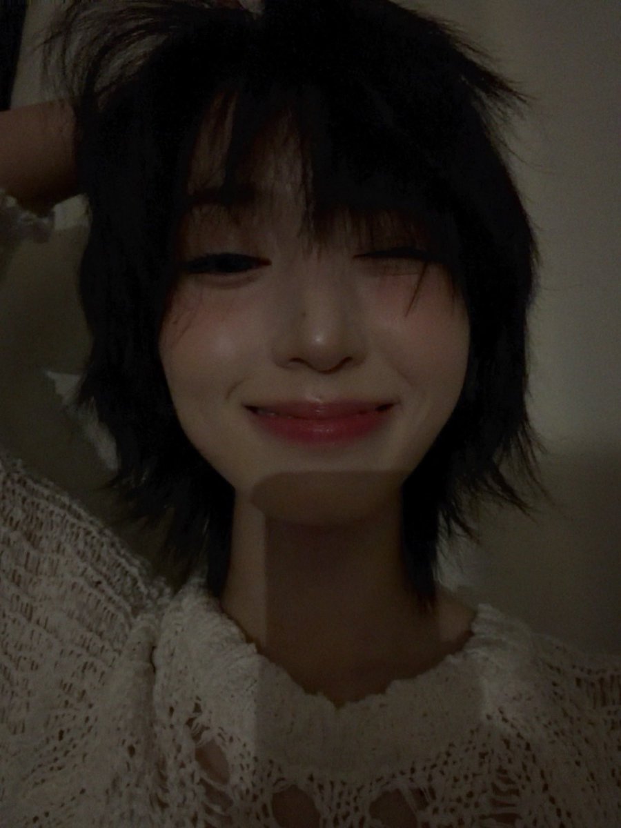 25ohw's tweet photo. #wlw #les #女同 https://t.co/uGdz56ZkkB