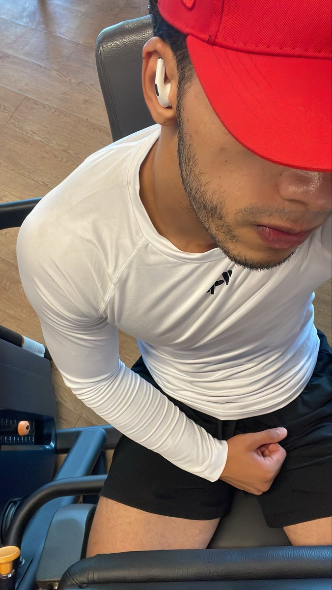 Santiag66946652's tweet photo. Ya entrenaron hoy ? 
Que día tan frío 🥶 https://t.co/RMHANm03Bt