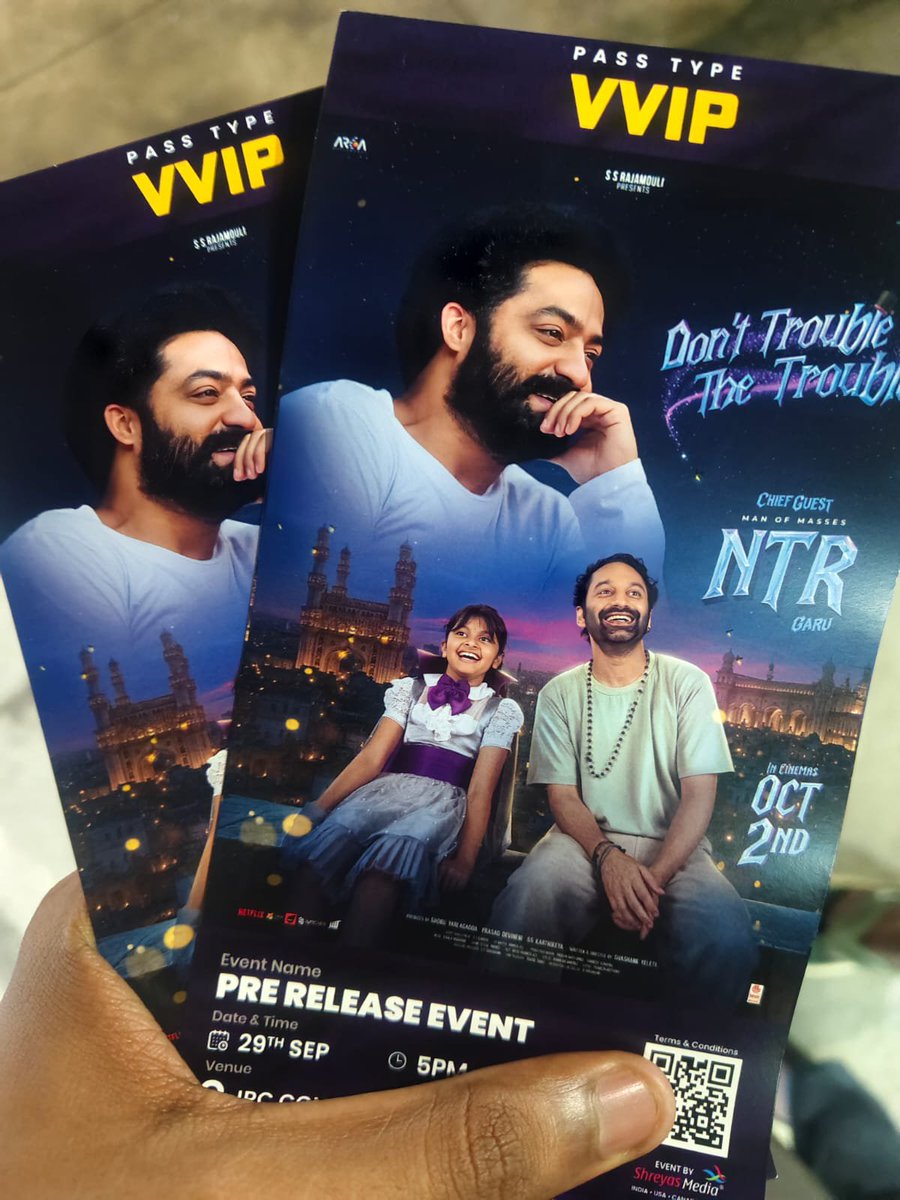 rk_tarakiann's tweet photo. All set for Anna @tarak9999 dharshanam ❤️  #DTTTMovie 
#DontTroubleTheTrouble https://t.co/ttIsYv0vc0