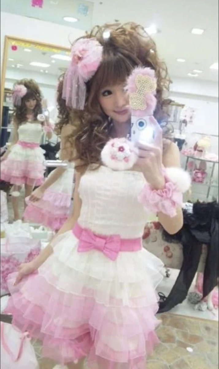 virtualh3arts's tweet photo. 🐰 https://t.co/PmUrzkI1Pr
