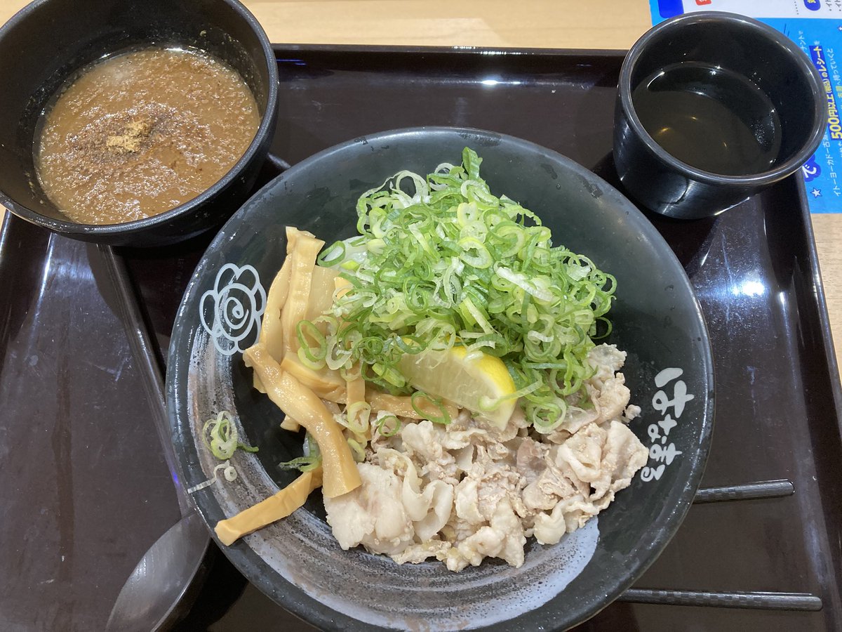 Kou_sub18's tweet photo. シルバーウィークに食べたもの🍴
やっぱり食欲の秋なんですよね(´ω`) https://t.co/rEP9zESnHb