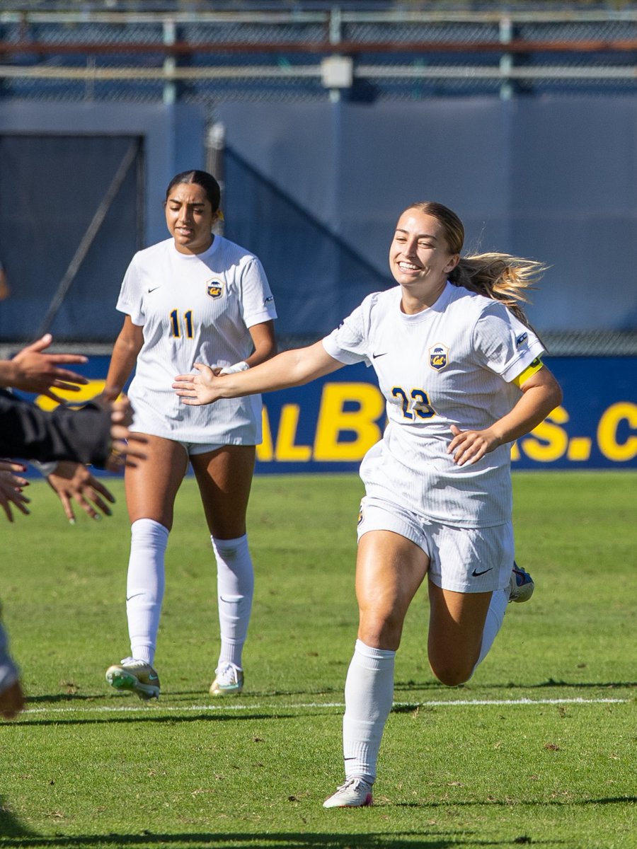 CalWSoc's tweet photo. 𝗧𝗛𝗔𝗧 𝗩𝗜𝗖𝗧𝗢𝗥𝗬 𝗠𝗢𝗡𝗗𝗔𝗬 𝗙𝗘𝗘𝗟𝗜𝗡𝗚 😌🐻

#GoBears https://t.co/MP3LjKTzgV
