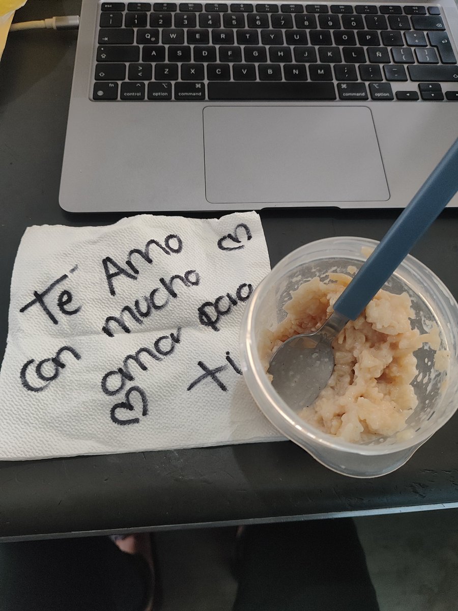 yycrmt10's tweet photo. Y justo cuando me sentía tan de malas sin saber por qué, esto: 😍 https://t.co/gLBFuKpMYG