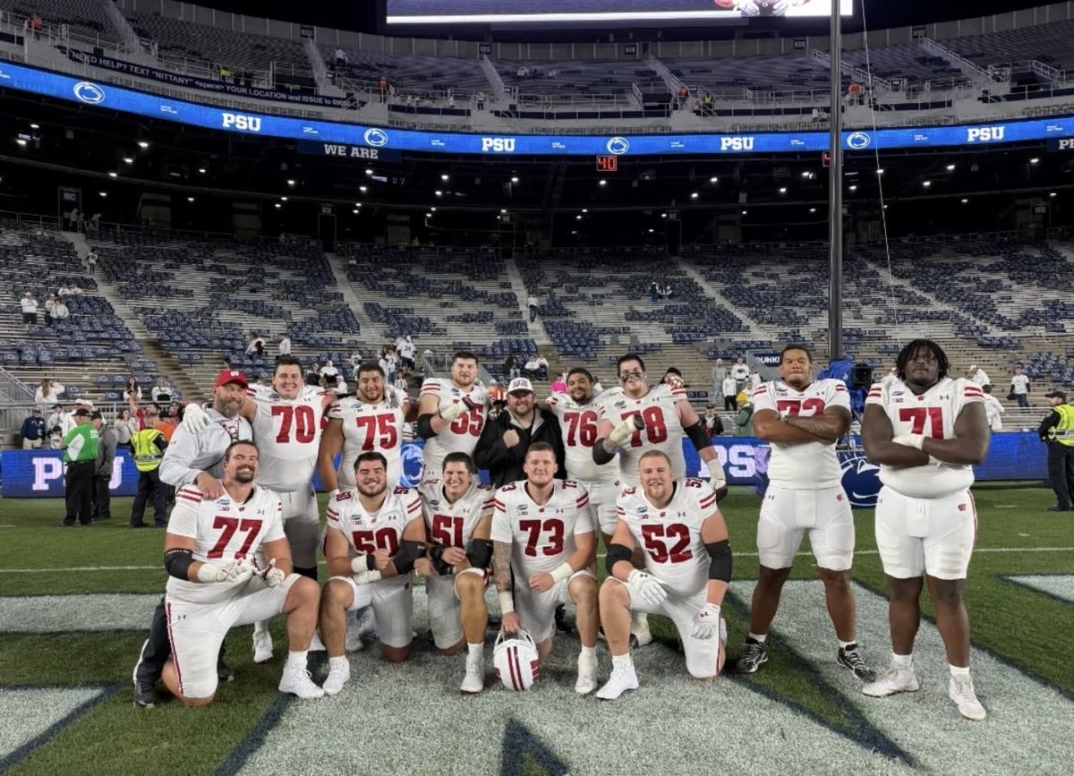 QmamaEs's tweet photo. 😈
24-20 👐🏼 over Penn State ❤️🤍🦡❤️🤍 @BadgerFootball 
#OnWisconsin https://t.co/4YwA4ObEm1