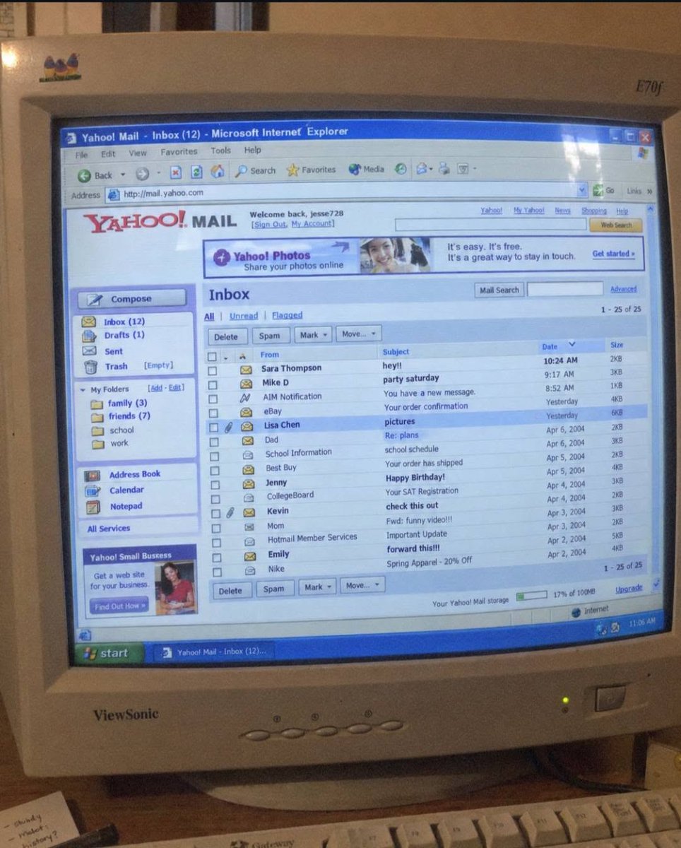 NostalgiaGMG's tweet photo. 💙 The golden age of the internet! Windows XP, MSN Messenger, MySpace, Miniclip &amp; Yahoo Mail. 📷 Those were the days! Who else misses the 2000s? 📷📷  #WindowsXP #RetroGaming #MSNMessenger #GoodOldDays https://t.co/mt0sZIKs2C