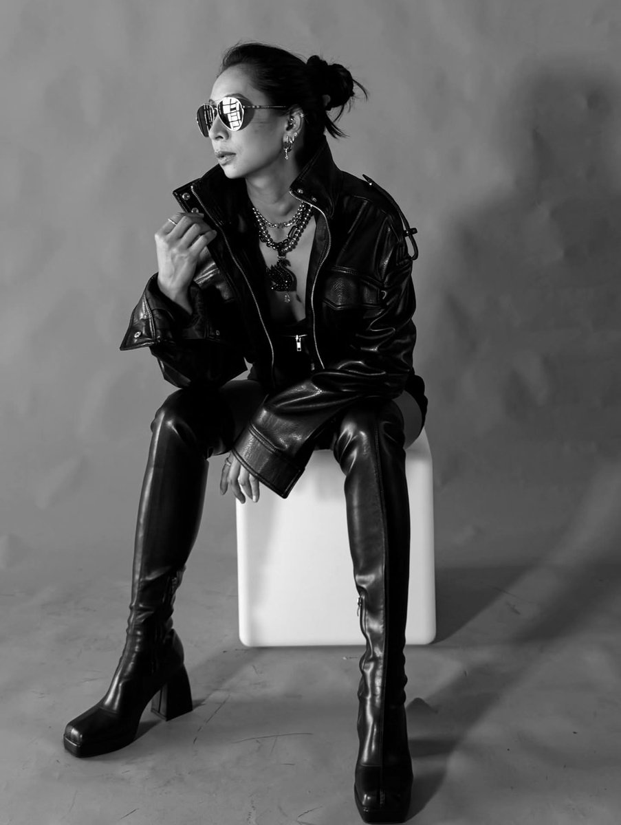 addisonrobadaw's tweet photo. Classy, calm, and a little dangerous. https://t.co/S2vm7qh7Zc