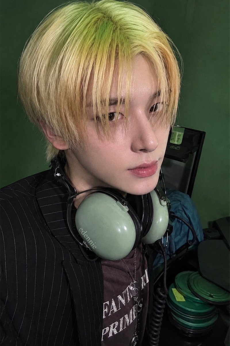 OTANIME_29's tweet photo. Enhypen The Sin Bliss Photocard scan - Soundwave Pob - Ni-Ki, Jungwon, Jake, Sunghoon https://t.co/5rxmgTt9VN