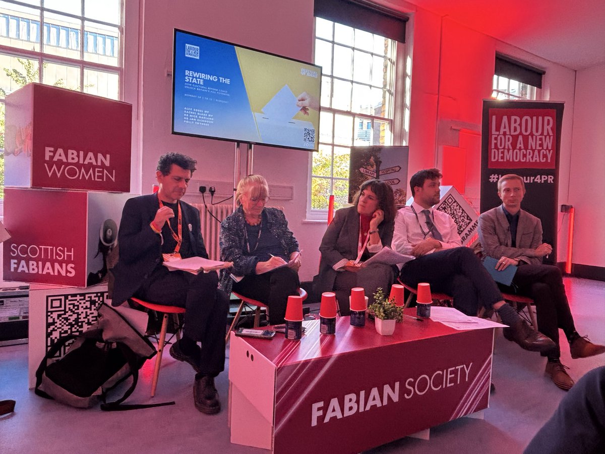 Labour4PR's tweet photo. 🌹”Trade unions support electoral reform because they know that workers rights are stronger under proportional systems”.
@alexsobel speaking at our fringe with @thefabians this afternoon.
#Lab4PR https://t.co/WvR31vF5jD