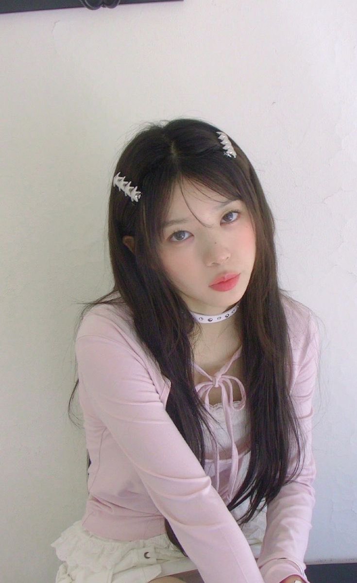 reneemm_'s tweet photo. oh my girl we miss you so much :(( https://t.co/l4qdvc6aAD